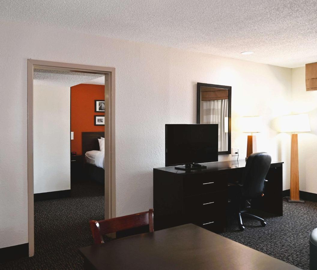 Sleep Inn & Suites Spring Lake - Fayetteville Near Fort Bragg Exterior foto